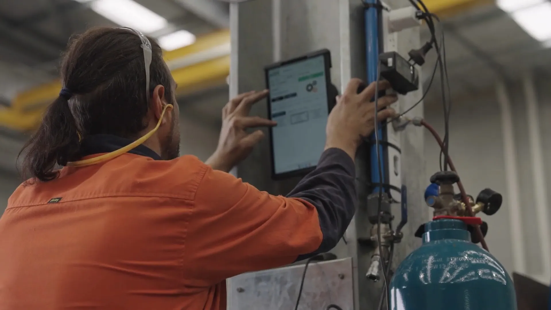 MetalWest — Full Production Transparency Across the Shop Floor